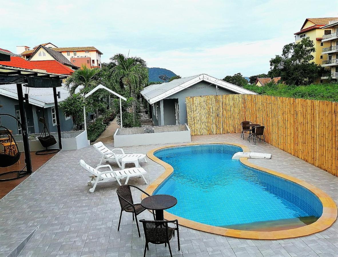 1715 House - White Rhino Hotel Rawai Exterior photo
