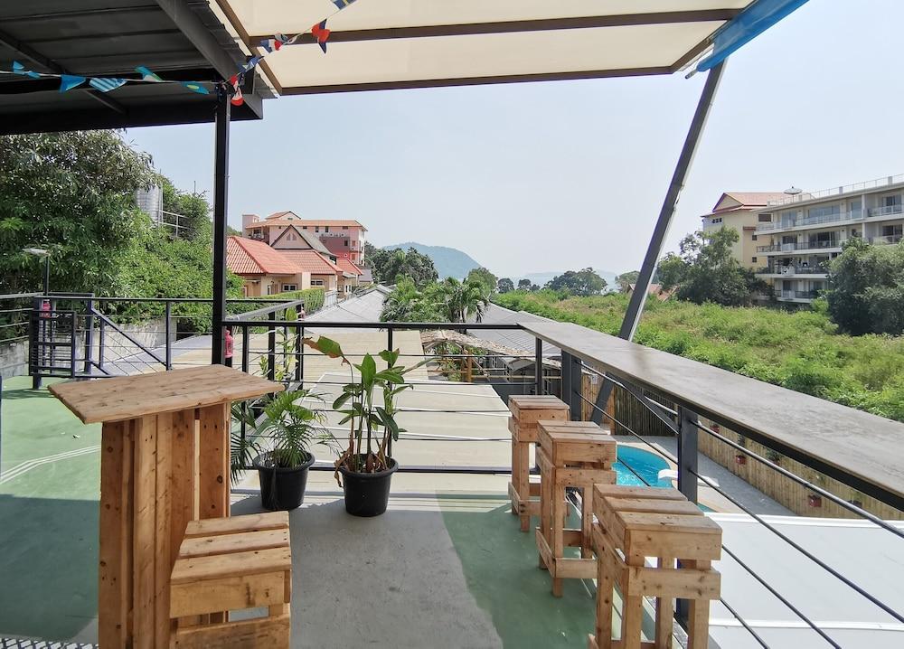 1715 House - White Rhino Hotel Rawai Exterior photo