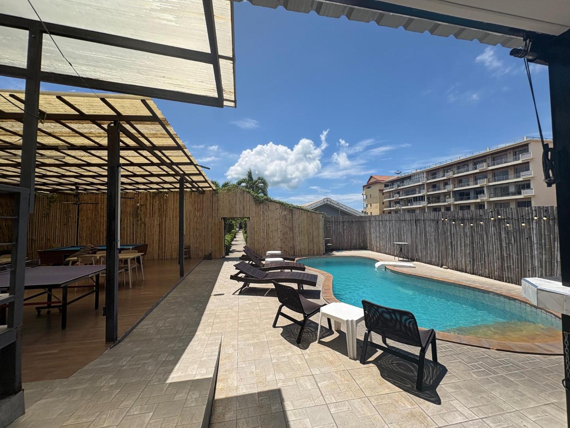 1715 House - White Rhino Hotel Rawai Exterior photo