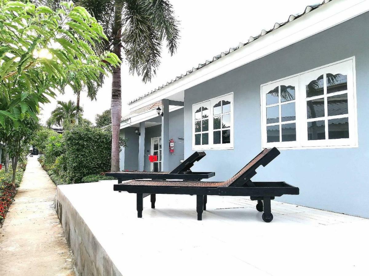 1715 House - White Rhino Hotel Rawai Exterior photo